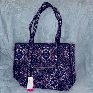 Vera Bradley tote with matching wallet